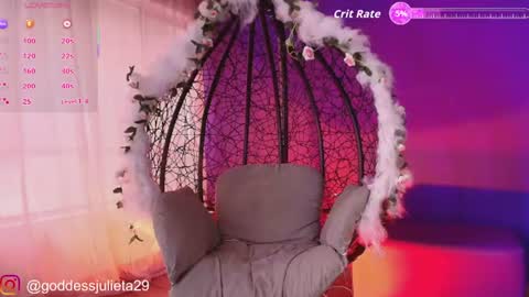 Snapshot of goddessjulieta chatting on June 13, 7:01 pm Julieta online show from June 13, 7:01 pm