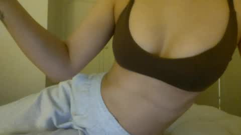 Snapshot of goddessmaya0 chatting on June 23, 11:52 am goddessmaya0 online show from June 23, 11:52 am