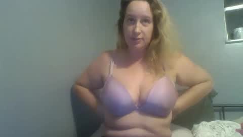 Crystal online show from December 6, 3:08 am