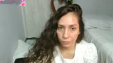 Snapshot of goddessnahi chatting on July 7, 5:32 am Naih Reyes online show from July 7, 5:32 am