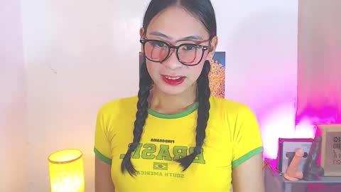 Kyla and Nian online show from November 21, 12:32 am