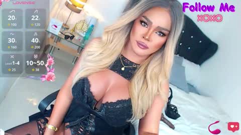 Miss Anna online show from November 10, 2:38 pm