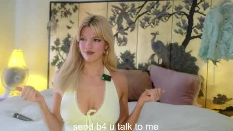 Snapshot of goddesssherry00 chatting on May 14, 8:15 pm Goddess Sherry online show from May 14, 8:15 pm