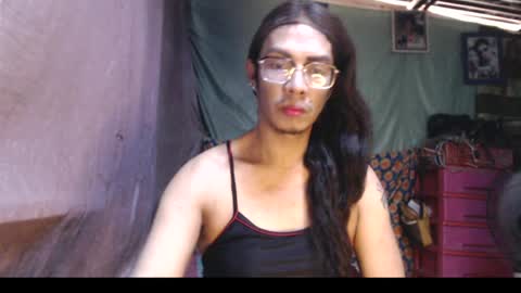 KENNY DOLL online show from April 27, 6:44 am