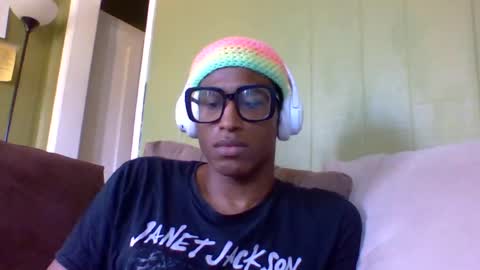Snapshot of goddexx_kii chatting on July 15, 2:44 pm goddexx_kii online show from July 15, 2:44 pm