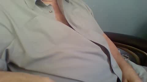 Snapshot of godfather943 chatting on May 28, 8:39 pm godfather943 online show from May 28, 8:39 pm