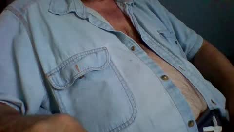 Snapshot of godfather943 chatting on June 14, 2:09 am godfather943 online show from June 14, 2:09 am
