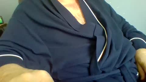 Snapshot of godfather943 chatting on July 5, 6:26 pm godfather943 online show from July 5, 6:26 pm