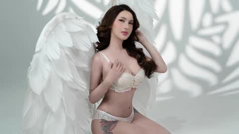 Snapshot of godisawomanxx chatting on November 19, 4:29 pm Miss Belle Peters online show from November 19, 4:29 pm