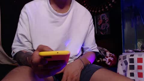 Snapshot of godly_huan chatting on May 19, 1:56 am HUAN online show from May 19, 1:56 am