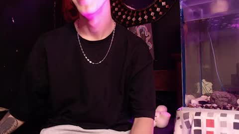 Snapshot of godly_huan chatting on May 24, 7:24 am HUAN online show from May 24, 7:24 am