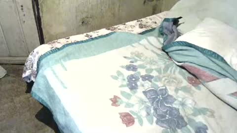 Snapshot of godsdik chatting on February 16, 3:59 pm godsdik online show from February 16, 3:59 pm