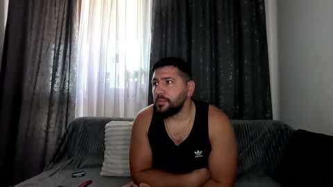 gold_alpha_boy online show from September 22, 6:59 am