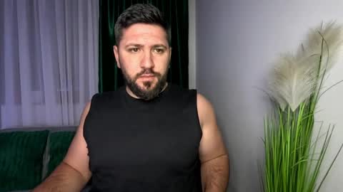 gold_alpha_boy online show from April 18, 7:07 pm