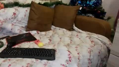 Ani online show from December 14, 10:25 pm