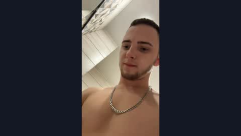 Golden boyyy21 online show from February 8, 2:05 pm