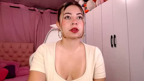 Snapshot of golden_gingerkitty chatting on May 21, 12:50 am golden_gingerkitty online show from May 21, 12:50 am