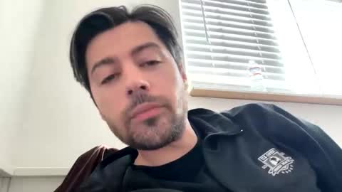 golden_nightboy online show from April 28, 9:42 pm