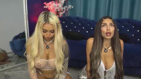 Snapshot of goldenamberx chatting on September 12, 5:24 pm GoldenAmberX online show from September 12, 5:24 pm