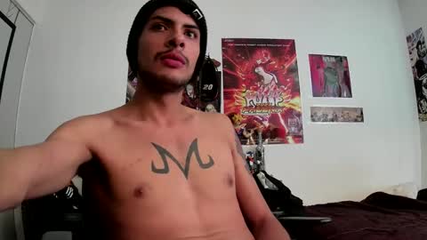 Snapshot of goldenflako chatting on February 1, 6:40 pm goldenflako online show from February 1, 6:40 pm