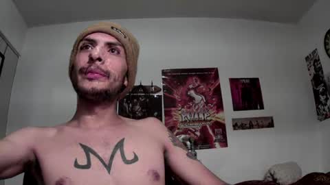 Snapshot of goldenflako chatting on March 5, 2:14 am goldenflako online show from March 5, 2:14 am