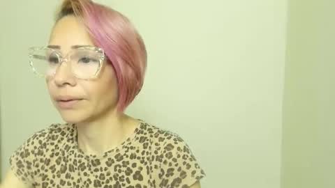 goldenrosa online show from March 21, 5:27 pm