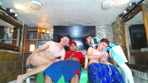 GOLDENJOI online show from January 6, 2:47 pm