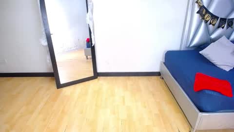 Snapshot of goldenn_ass1 chatting on October 31, 3:40 am goldenn_ass1 online show from October 31, 3:40 am