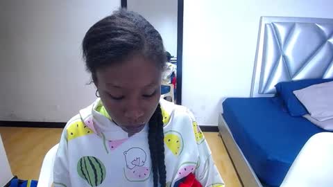 Snapshot of goldenn_ass1 chatting on December 4, 3:38 am goldenn_ass1 online show from December 4, 3:38 am