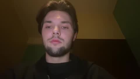 Snapshot of goldroutine chatting on January 18, 8:23 pm Vlad online show from January 18, 8:23 pm