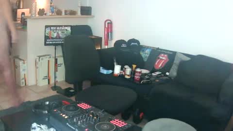 goldyguy011 online show from July 19, 11:58 am