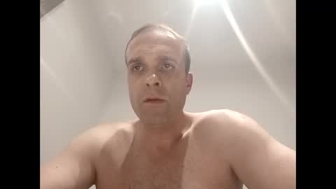 golemkur25 online show from May 4, 9:33 pm