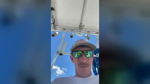 Snapshot of golfgrease chatting on August 8, 3:47 pm golfgrease online show from August 8, 3:47 pm