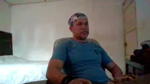golons17 online show from May 5, 6:49 pm