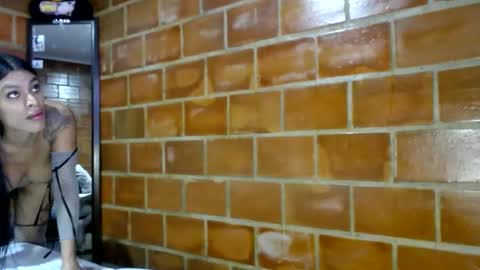 Snapshot of golositha26 chatting on December 15, 5:13 am Valentina online show from December 15, 5:13 am