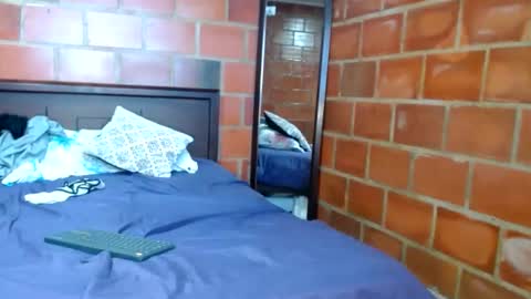 Snapshot of golositha26 chatting on December 27, 6:24 am Valentina online show from December 27, 6:24 am