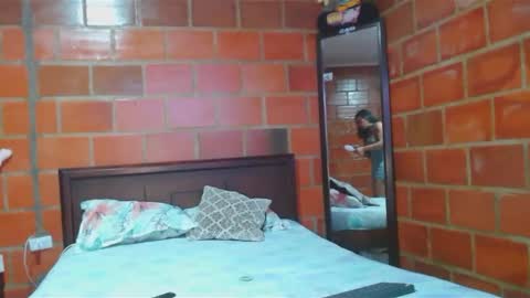 Snapshot of golositha26 chatting on January 5, 1:56 am Valentina online show from January 5, 1:56 am