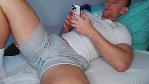 LEO online show from February 1, 8:39 am