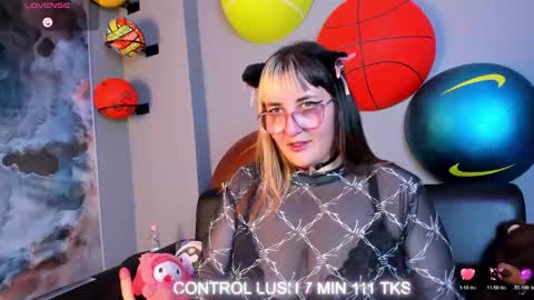 gomory_kitty online show from May 4, 4:03 pm