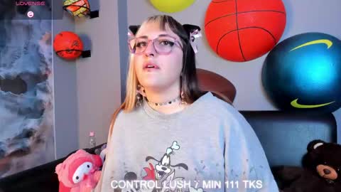 Snapshot of gomory_kitty chatting on May 8, 4:56 pm gomory_kitty online show from May 8, 4:56 pm