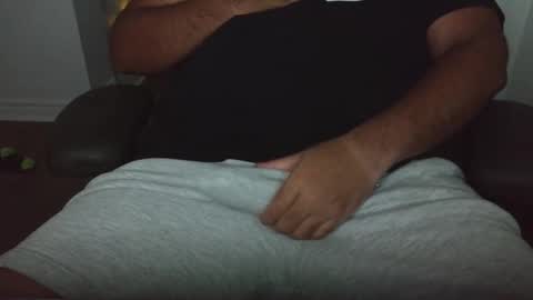 Snapshot of gonnaxplodecum chatting on November 10, 6:45 am Xplosive Cummer online show from November 10, 6:45 am