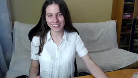 Snapshot of good__night chatting on July 4, 5:08 pm Elizabeth Effie online show from July 4, 5:08 pm