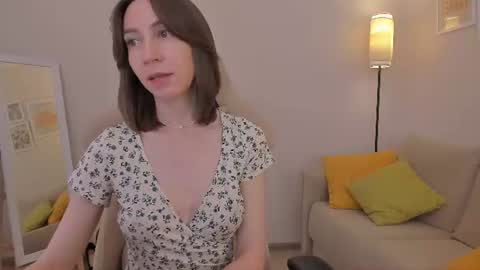 Snapshot of good_glamorgirl chatting on June 19, 3:44 am Good GlamorGirl online show from June 19, 3:44 am
