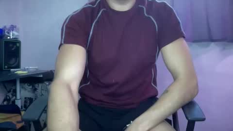 Snapshot of goodbatorboy chatting on April 3, 10:08 pm goodbatorboy online show from April 3, 10:08 pm