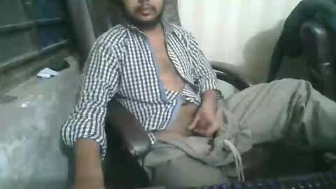 Snapshot of goodfucker3252 chatting on December 4, 2:42 am Arab Pronstar online show from December 4, 2:42 am