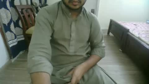 Snapshot of goodfucker3252 chatting on December 30, 6:49 pm Arab Pronstar online show from December 30, 6:49 pm