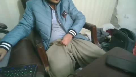 Snapshot of goodfucker3252 chatting on January 9, 10:41 pm Arab Pronstar online show from January 9, 10:41 pm