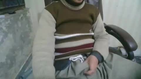 Snapshot of goodfucker3252 chatting on January 17, 6:33 pm Arab Pronstar online show from January 17, 6:33 pm