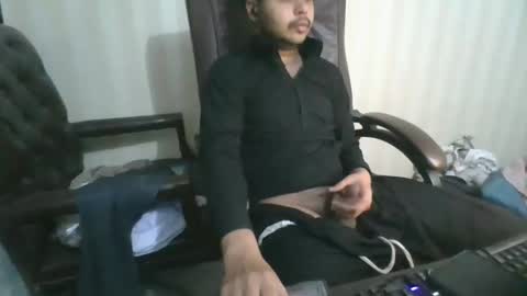 Snapshot of goodfucker3252 chatting on March 5, 5:50 pm Arab Pronstar online show from March 5, 5:50 pm