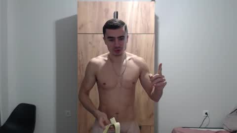 goodgg229975 online show from October 29, 2:08 pm